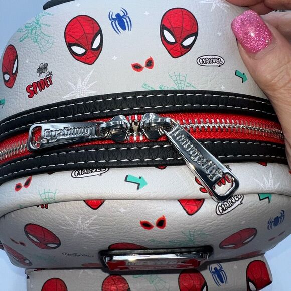 Marvel Spider-Man Gray and Red Backpack - Picture 7 of 8
